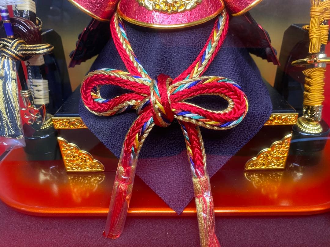 真田幸村公之兜　東京久月　五月人形　家紋付き兜飾り　オルゴール付きガラスケース入