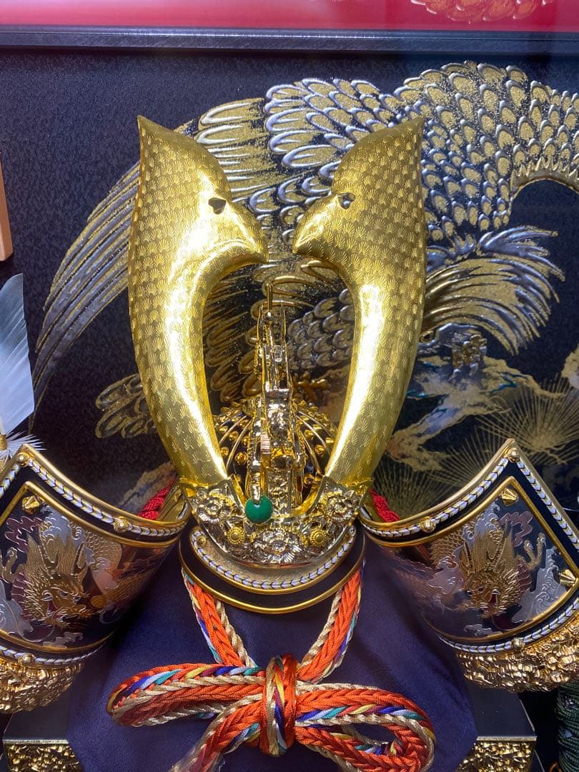 東京久月　五月人形　家紋付き龍頭付き兜飾りオルゴール付きガラスケース入