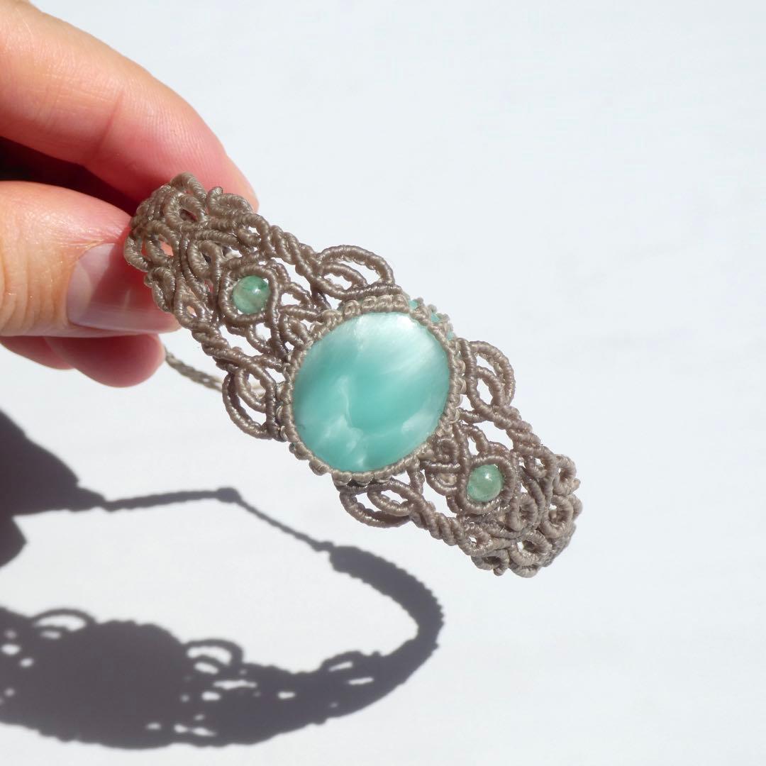 ヘミモルファイトのマクラメブレスレット