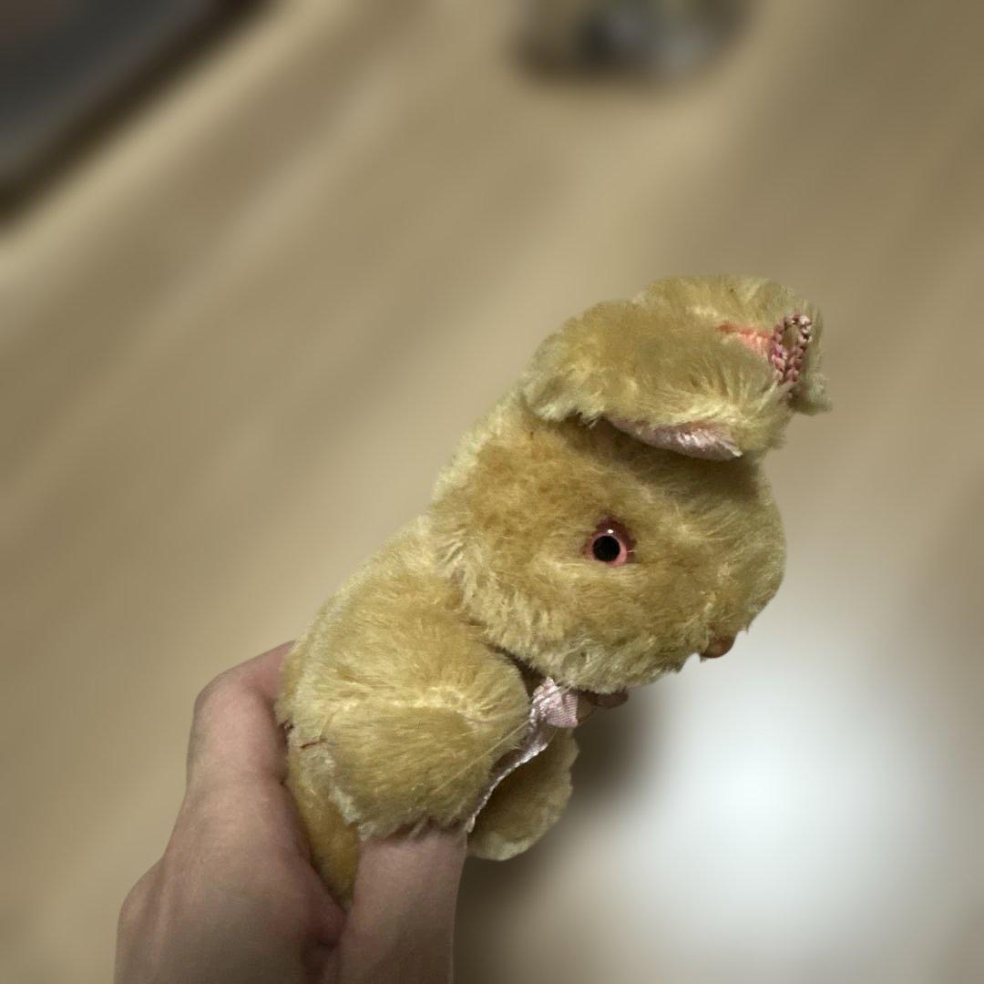 アンティーク　ポンポン　ウサギのぬいぐるみ ベージュ ピンクリボン
