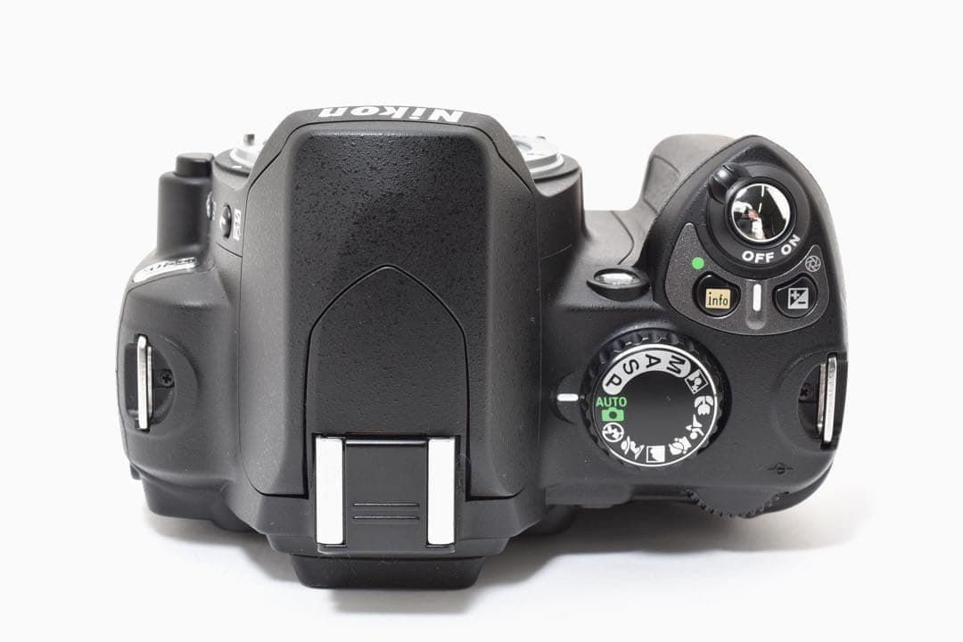 ✨Nikon D40x✨ ダブルレンズセット　一眼レフ　ショット数新品級 エモ写