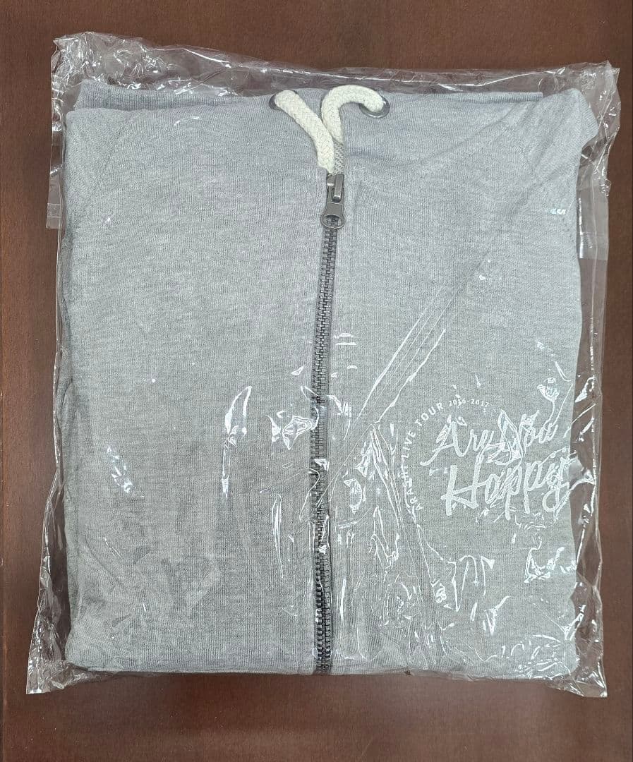 嵐 Are You Happy？ パーカー＆限定缶バッジセット