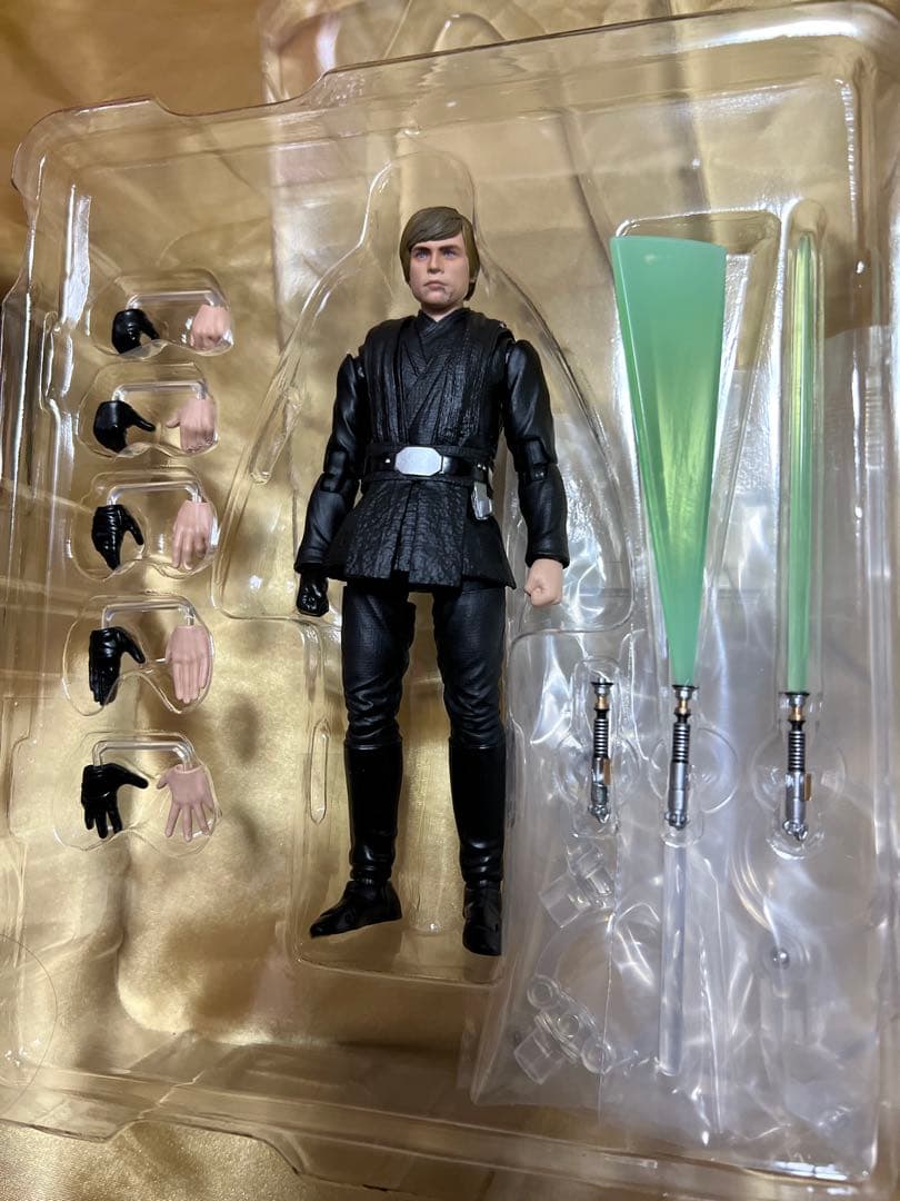 MAFEX スターウォーズ マンダロリアン ルーク・スカイウォーカー