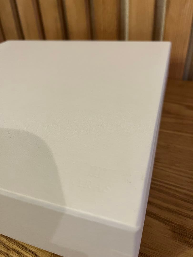 ARAS エイラス　大皿ウェーブ27cmが2枚、ななめ小鉢が2つ