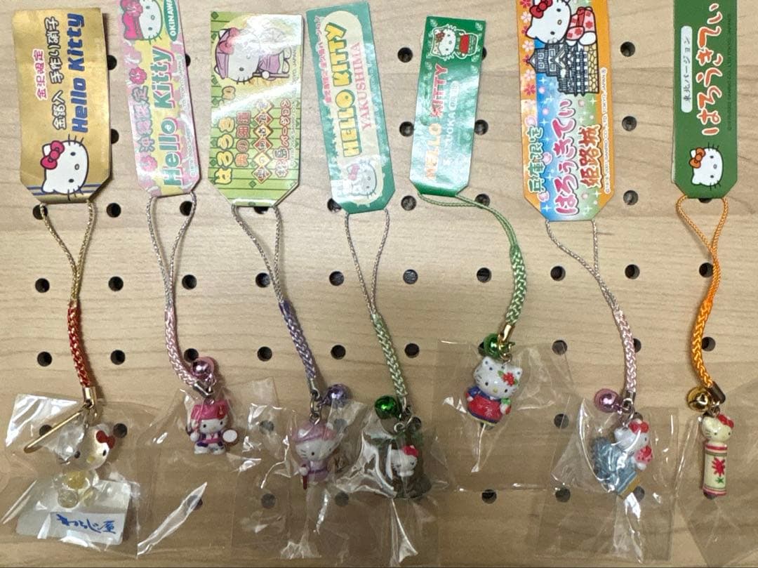 ご当地キティ　ストラップ　ボールペン　まとめ売り　バラ検討