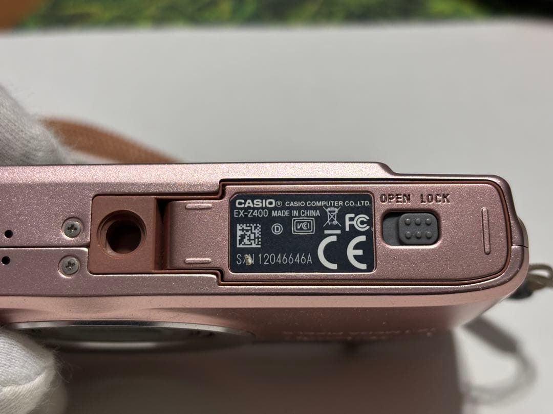 CASIO EX-Z400 デジタルカメラ 本体と付属品