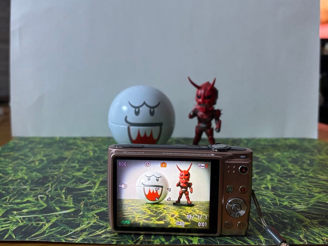 CASIO EX-Z400 デジタルカメラ 本体と付属品