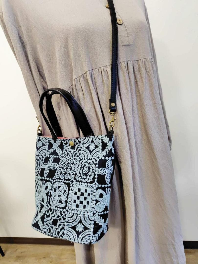 ミナペルホネン/forest tileフォレストタイルグレイ/バケツ型トート