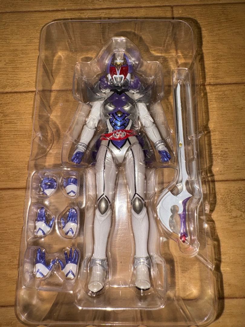 S.H.Figuarts 仮面ライダーキバーラ