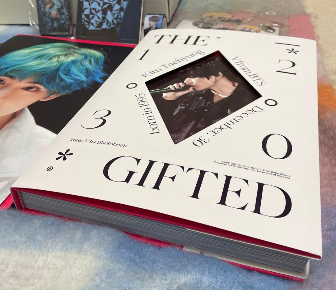 BTS V テヒョン テテTHE GIFTED マスター Ruler V 写真集