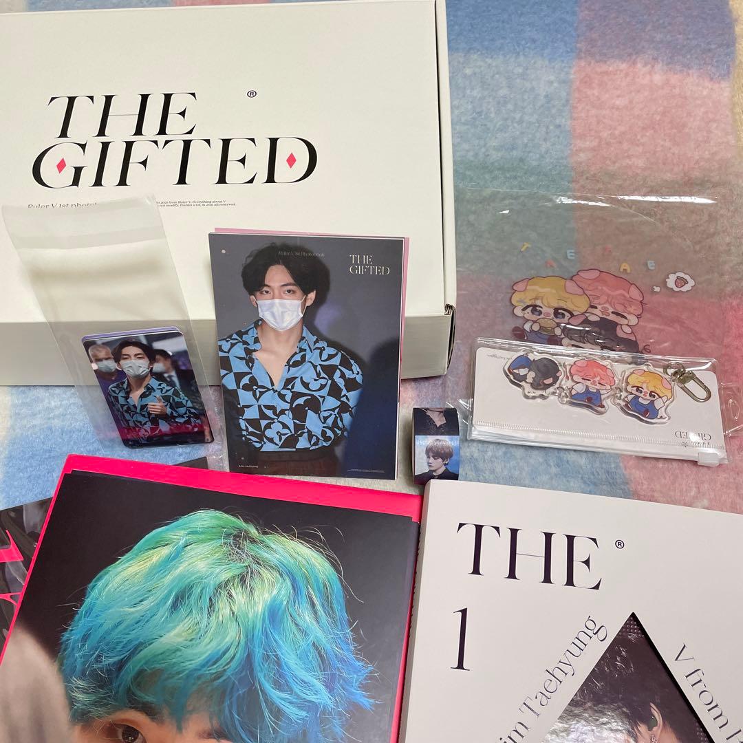 BTS V テヒョン テテTHE GIFTED マスター Ruler V 写真集