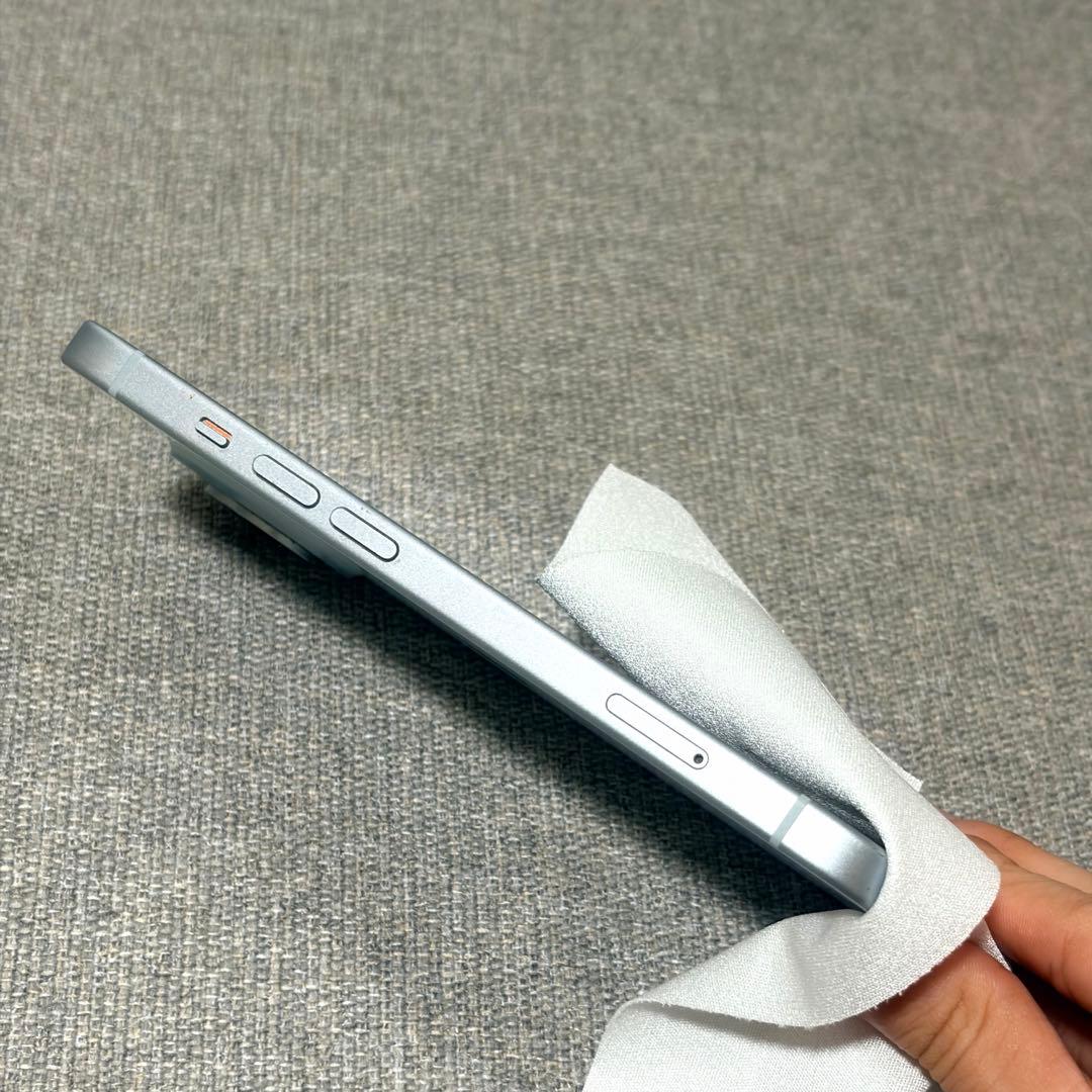 【美品】iPhone15 128GB ブルー SIMフリー 84% 箱あり