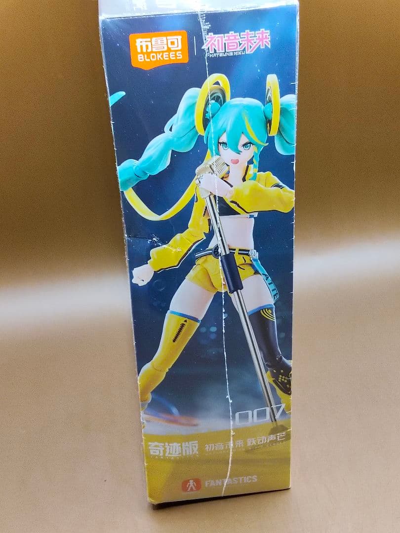 blokees figures 初音ミク 17cm プラモデル 奇跡版 躍動