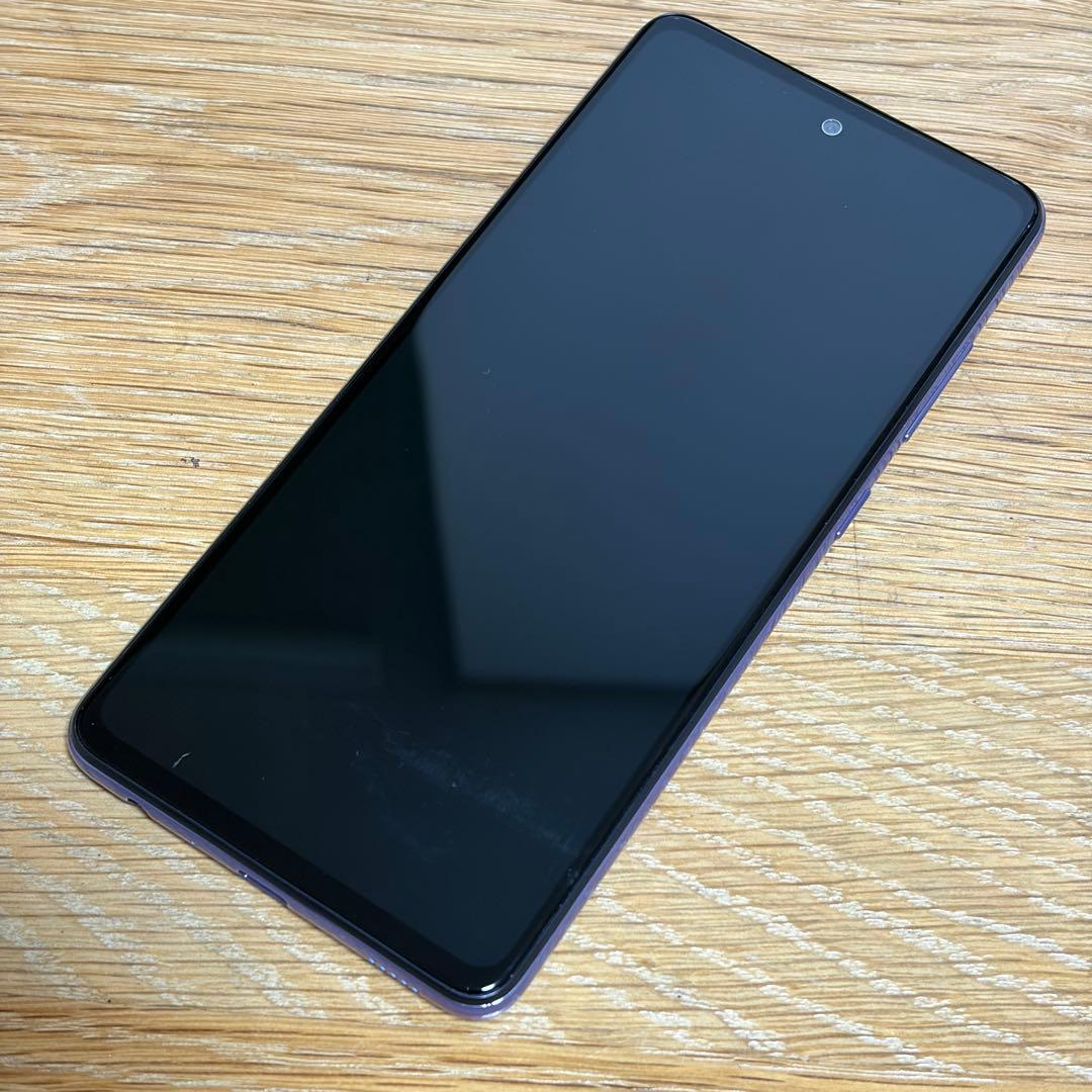 8200 Samsung Galaxy A52 SIMフリー