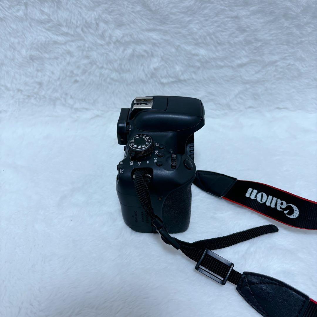 Canon EOS kiss X8i ダブルズームキット