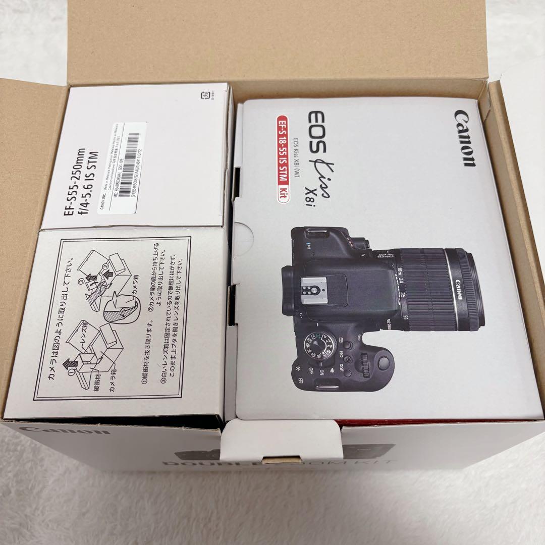 Canon EOS kiss X8i ダブルズームキット