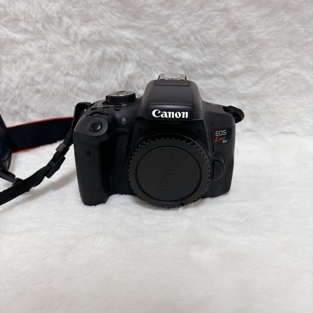 Canon EOS kiss X8i ダブルズームキット
