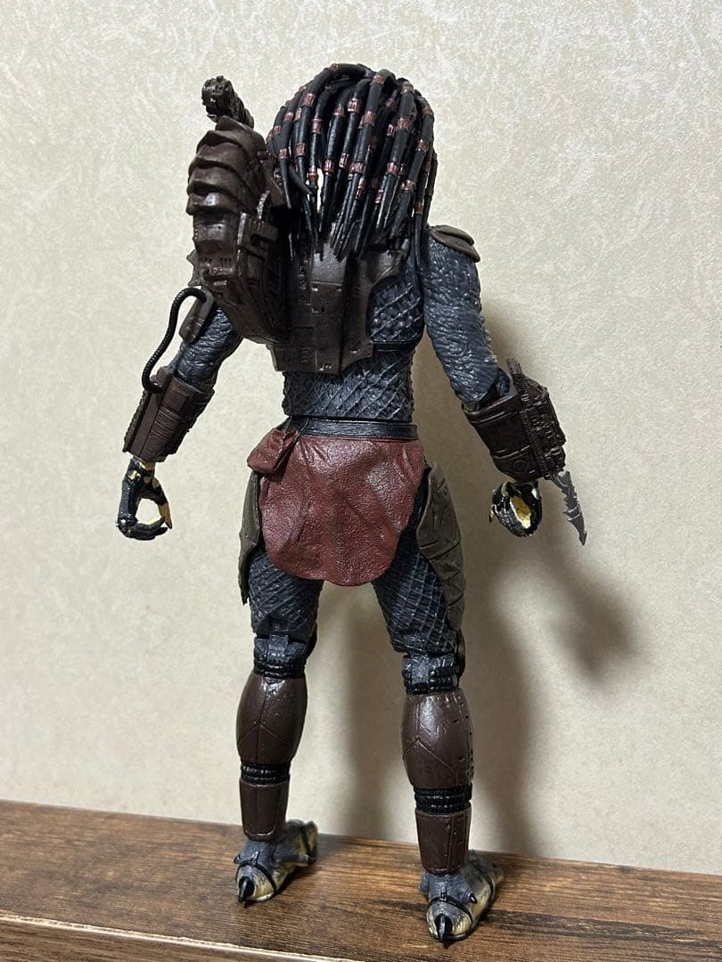 ネカ NECAレネゲードプレデター