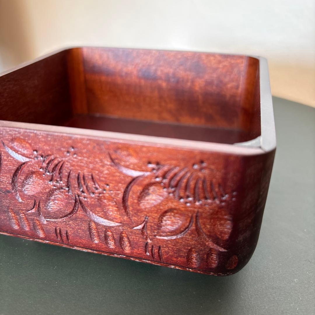 【美品/逸品】 一彫堂 軽井沢彫り 桜紋 小物入れ 小箱 二段 蓋付 伝統工芸