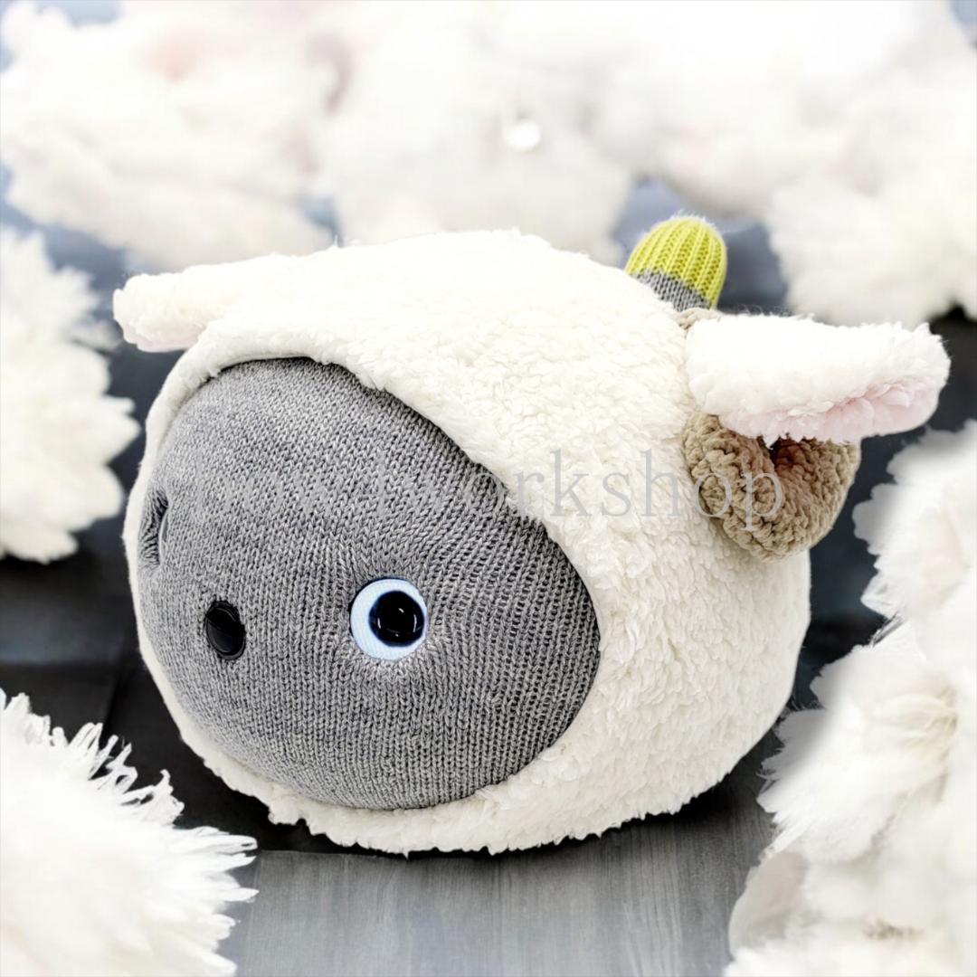 NICOBO（ニコボ）の服ハンドメイド 　ひつじちゃんの服