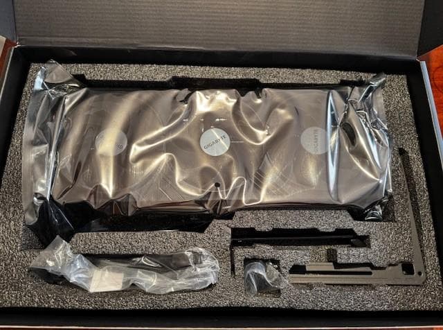 グラフィックボード・グラボ・ビデオカード GIGABYTE GeForce RTX 4090 GAMING OC 24G