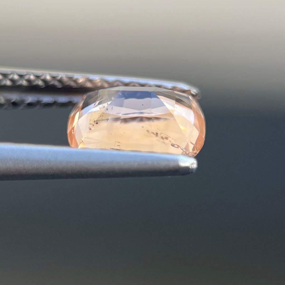 スリランカ産非加熱天然オレンジサファイアルース