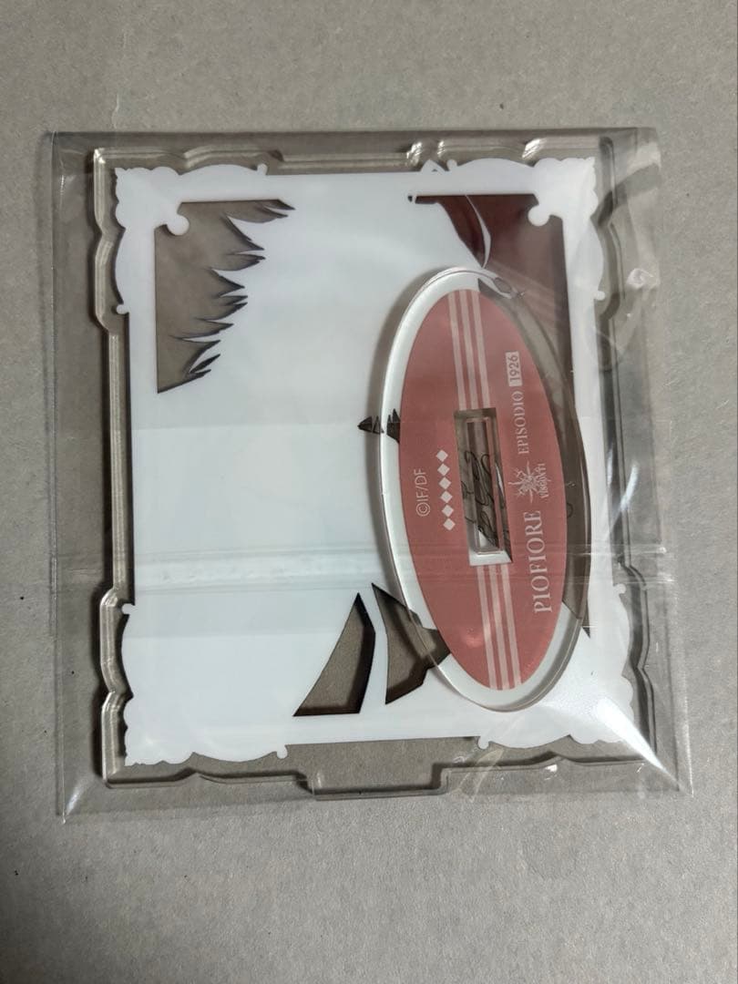 ファンブック　特典　アクリルスタンド　ギルバート　ピオフィオーレの晩鐘　ピオフィ