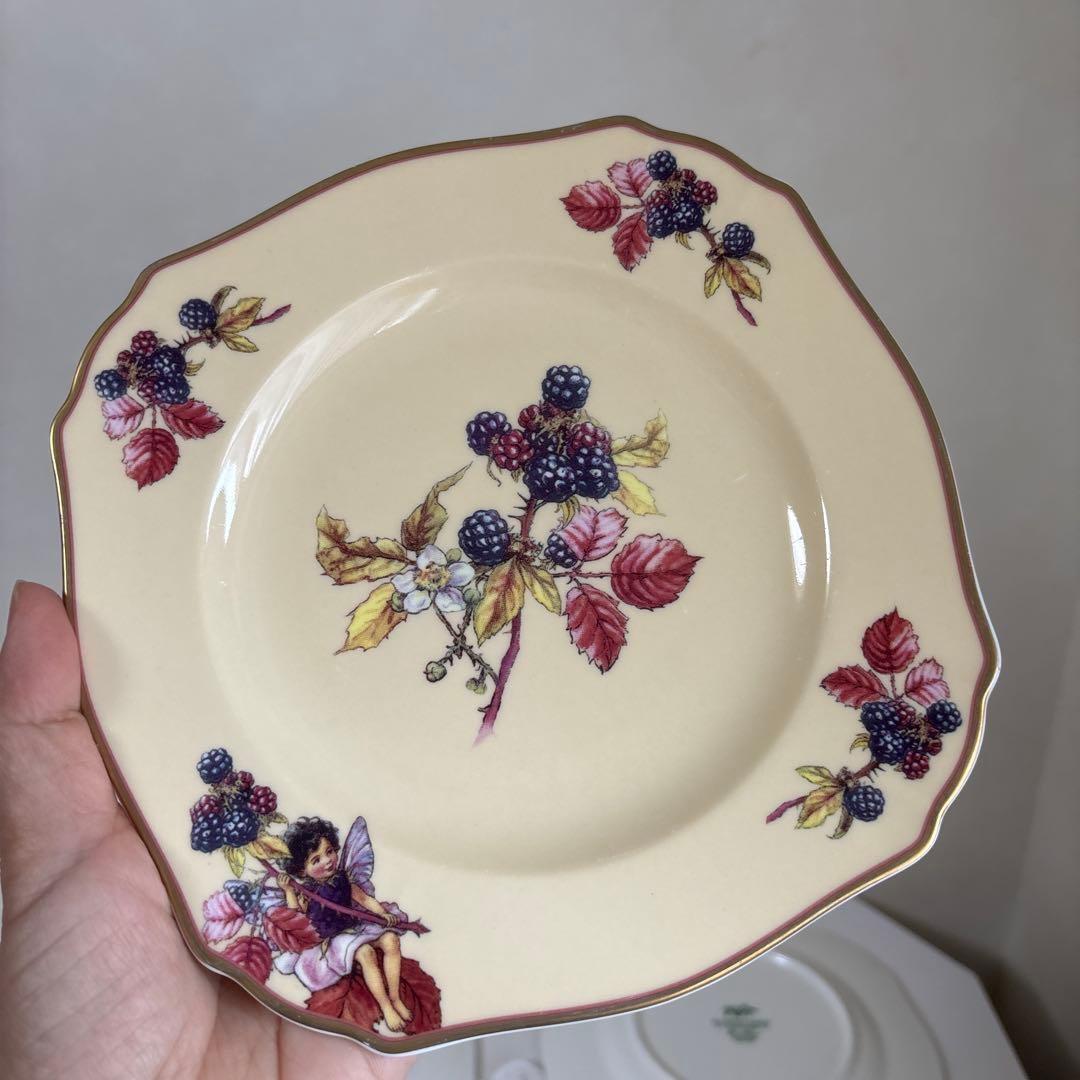 廃盤品★ナルミ　ボーンチャイナ　フラワーフェアリーズ　スクエア ケーキ皿　5枚