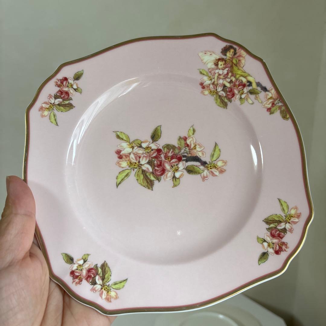 廃盤品★ナルミ　ボーンチャイナ　フラワーフェアリーズ　スクエア ケーキ皿　5枚