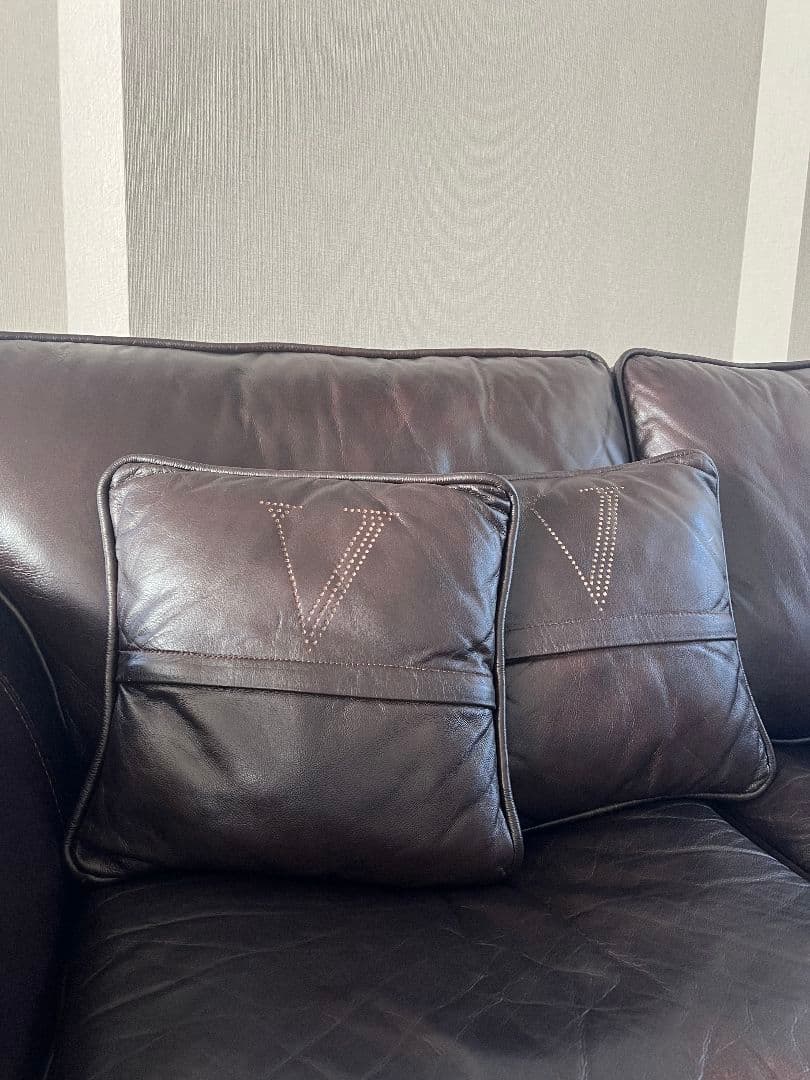 Laura Ashley ローラアシュレイ MORTIMER クッション2個付