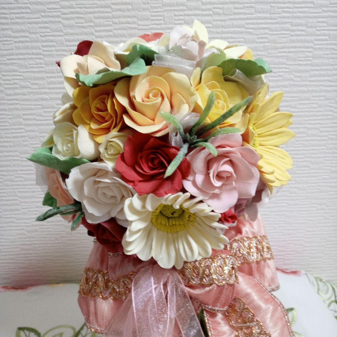 粘土の花　　トピアリー　バラ、ガーベラ