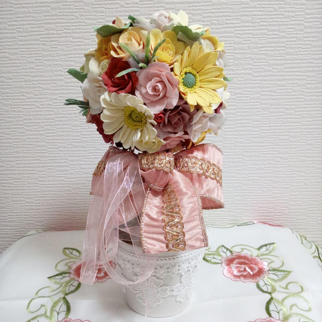 粘土の花　　トピアリー　バラ、ガーベラ