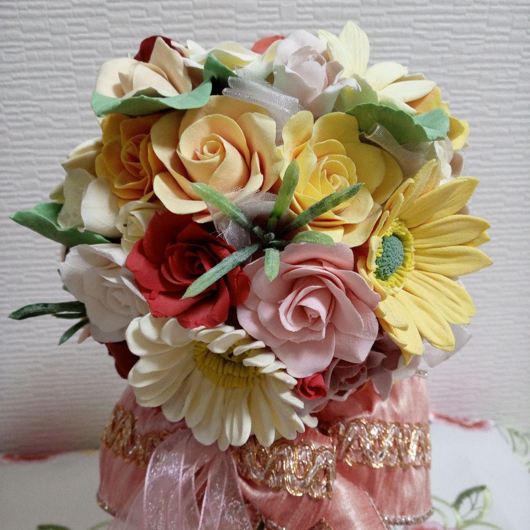 粘土の花　　トピアリー　バラ、ガーベラ