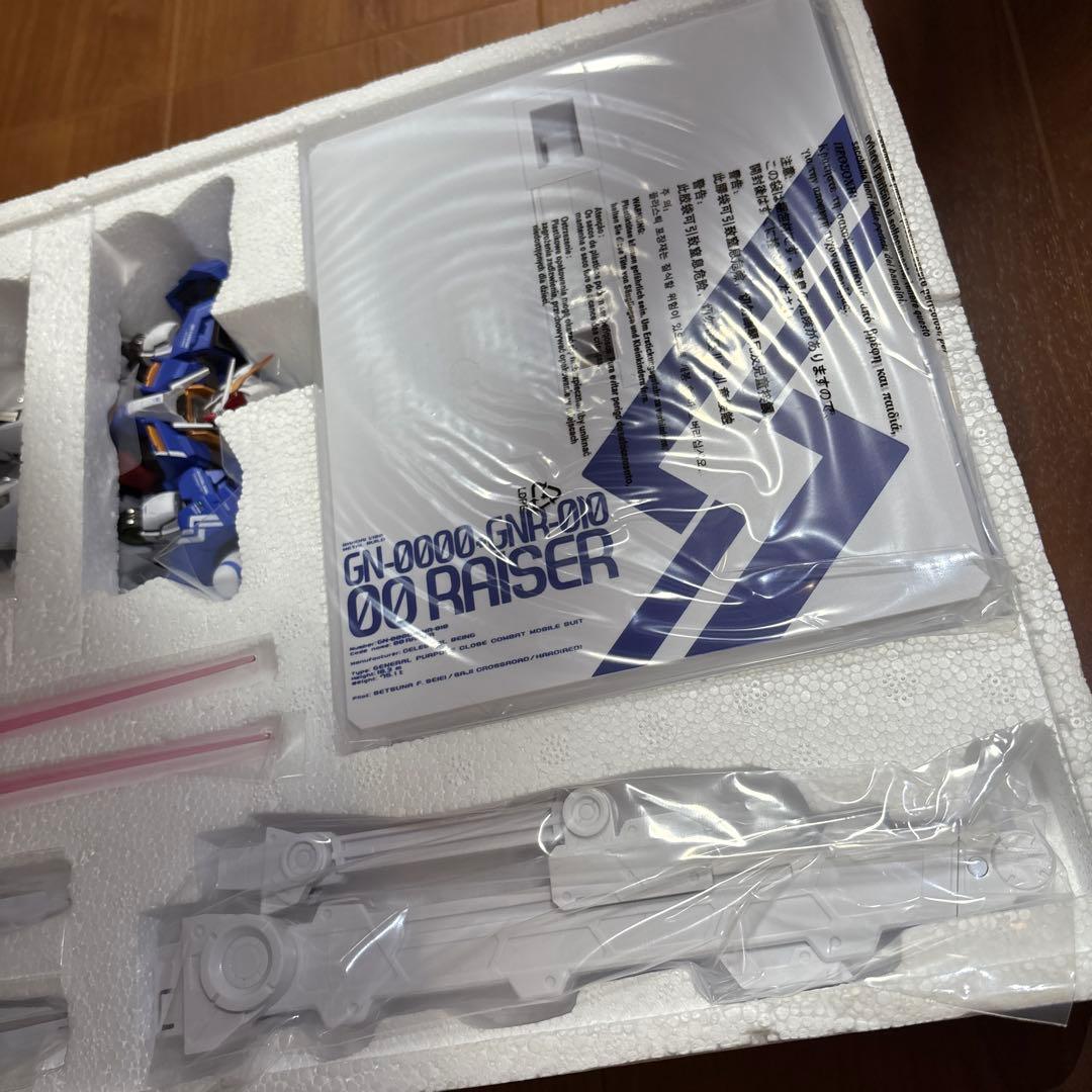 ガンダム　メタルビルド　ダブルオーライザー　GN-0000+GNR-010