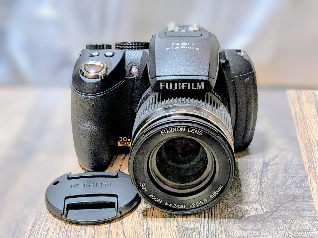 FINPIX HS 10　30倍　本体のみ