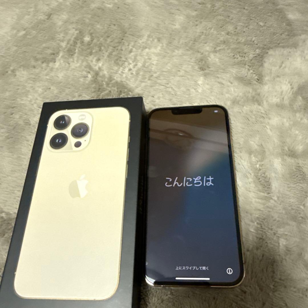 Apple iPhone 13 Pro 256G ゴールド　 バッテリー100%