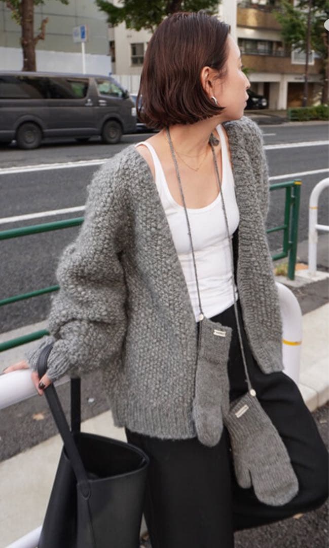 新品未使用　クレドナ　ハンドニットグローブ