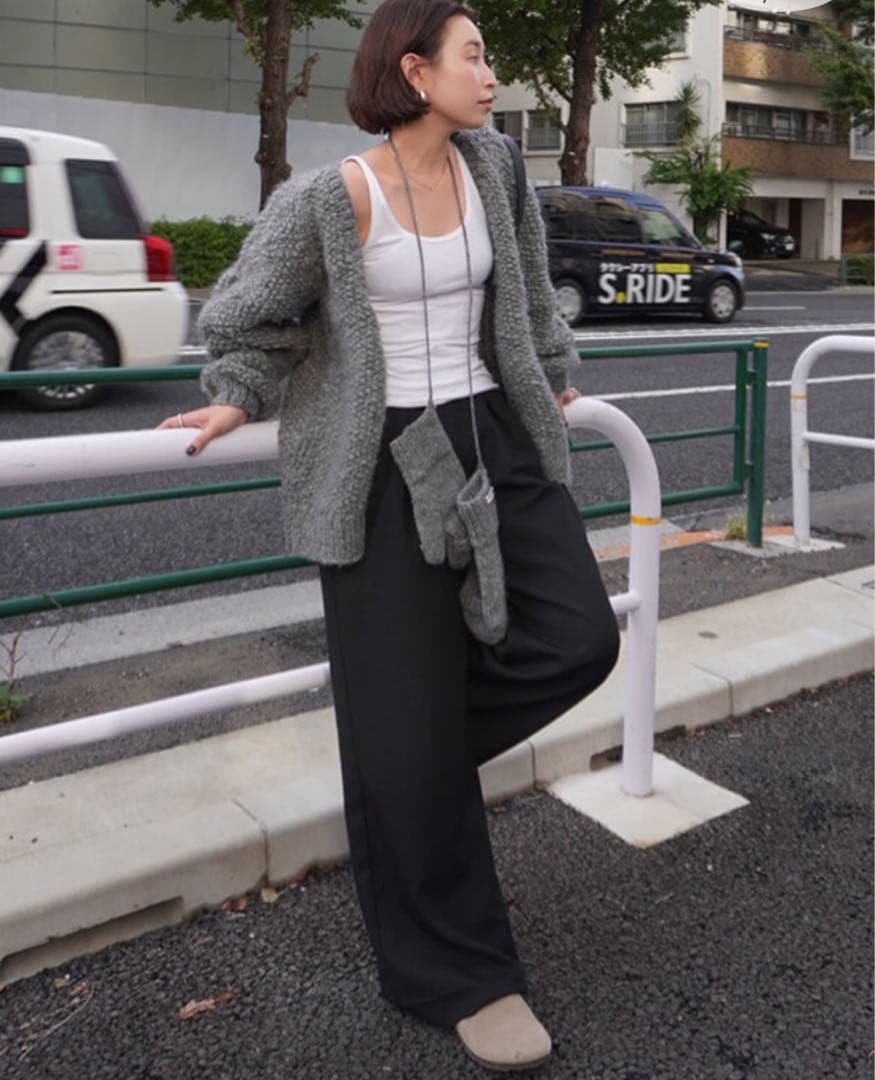 新品未使用　クレドナ　ハンドニットグローブ