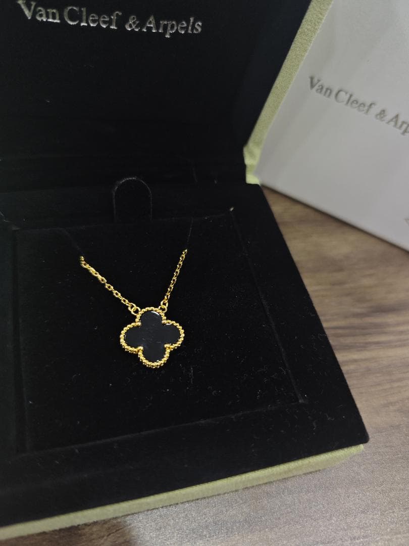 【極美品】アルハンブラ オニキス