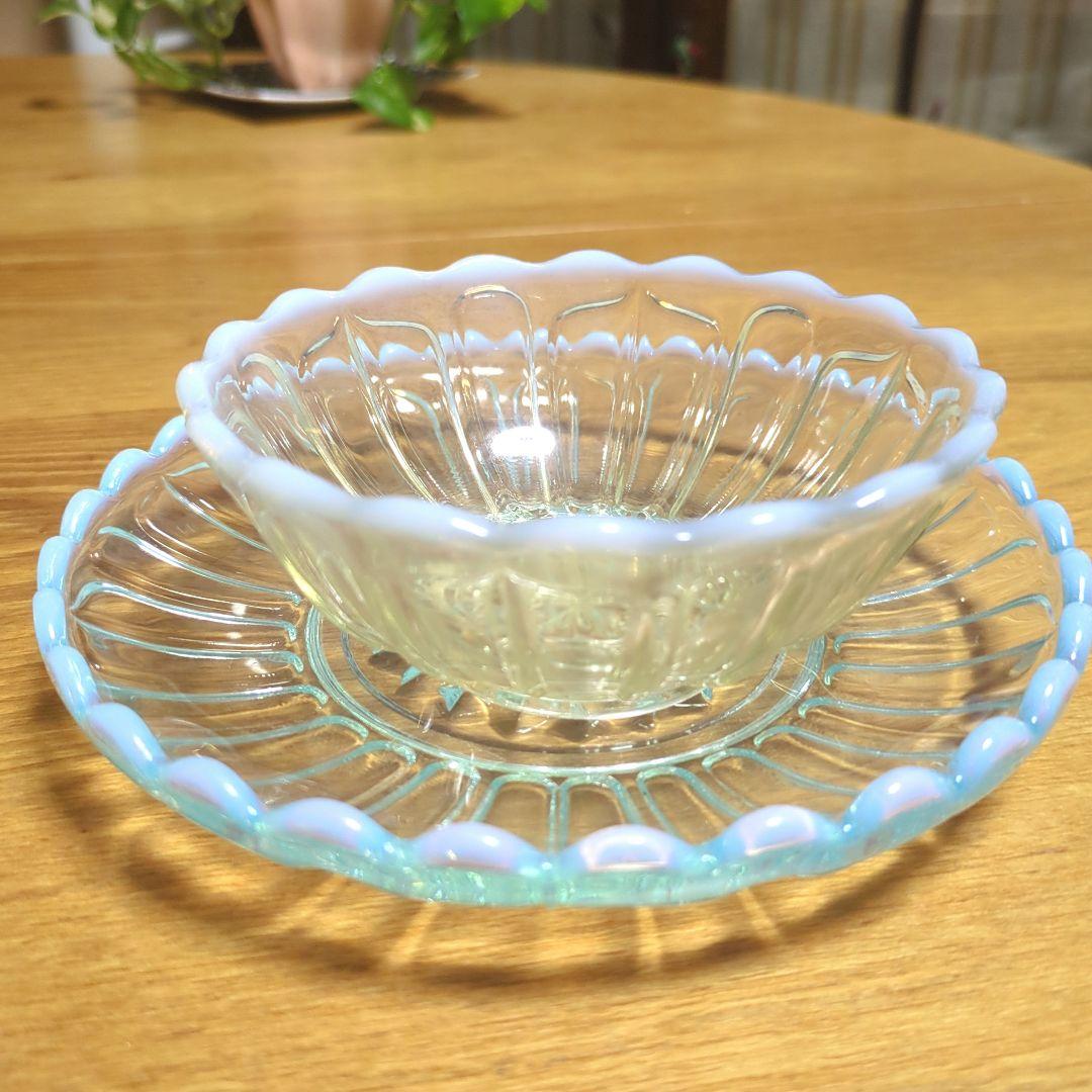 ✨スプリングセール✨廣田硝子デザート皿・サンデーカップ 4個セット中古プレゼント