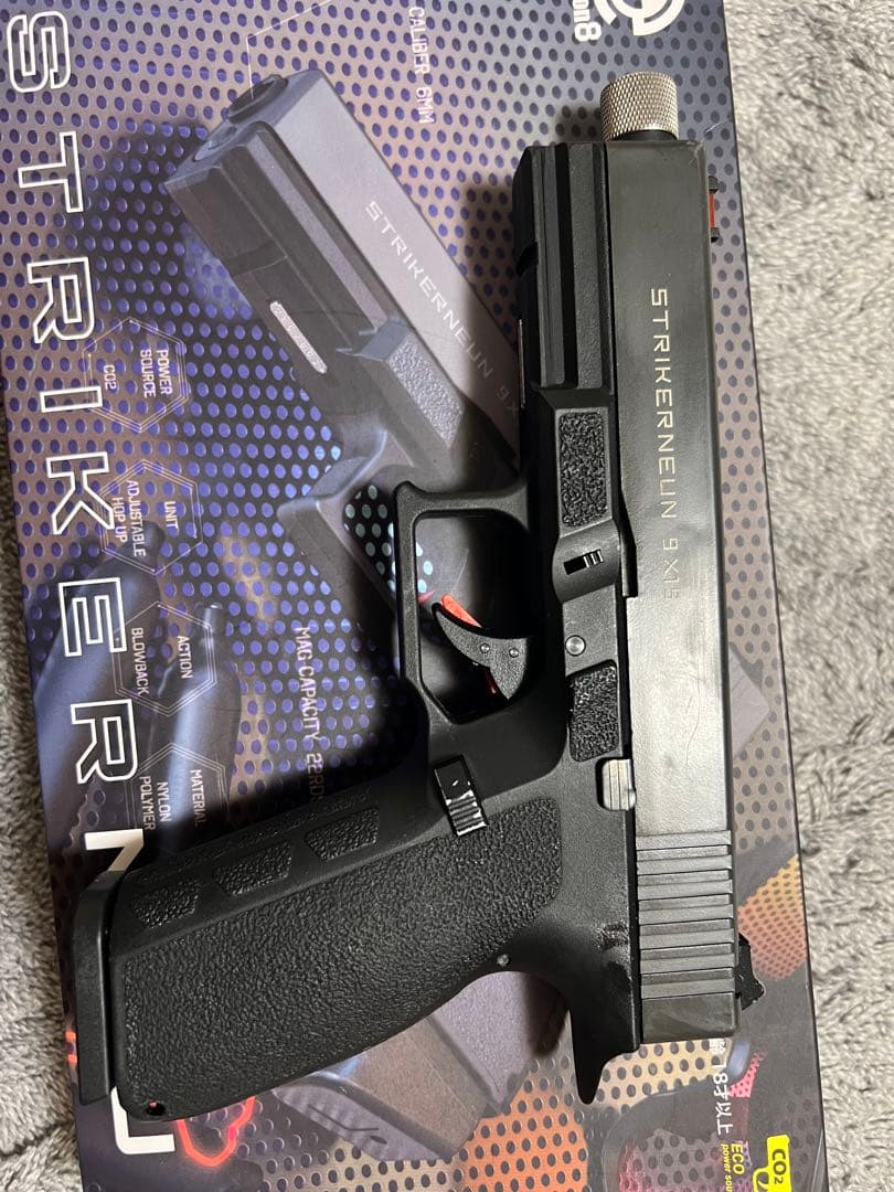 カーボネイト　ストライカー9 CARBON8 STRIKERNEUN