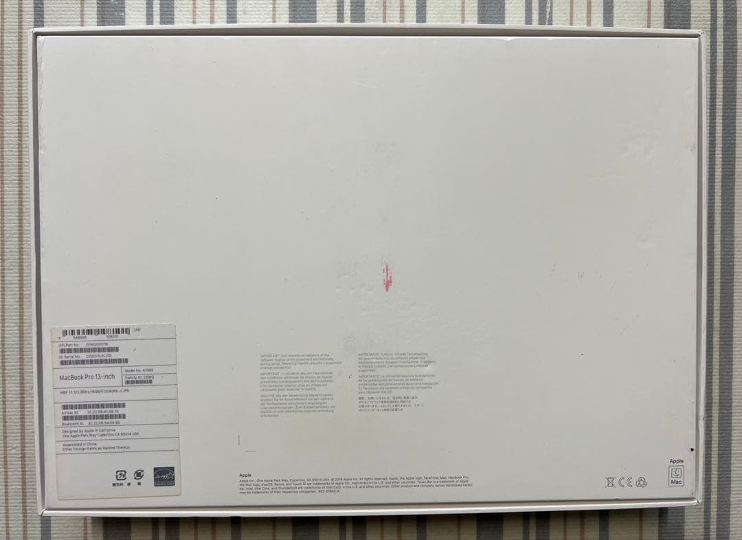 MacBook Pro 13インチ Mid 2019 i7/16G/512G