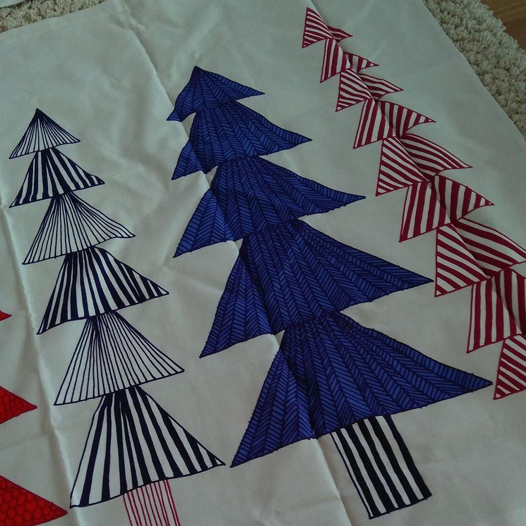 マリメッコ　クーシコッサ　　クリスマス　カフェエプロン廃盤品