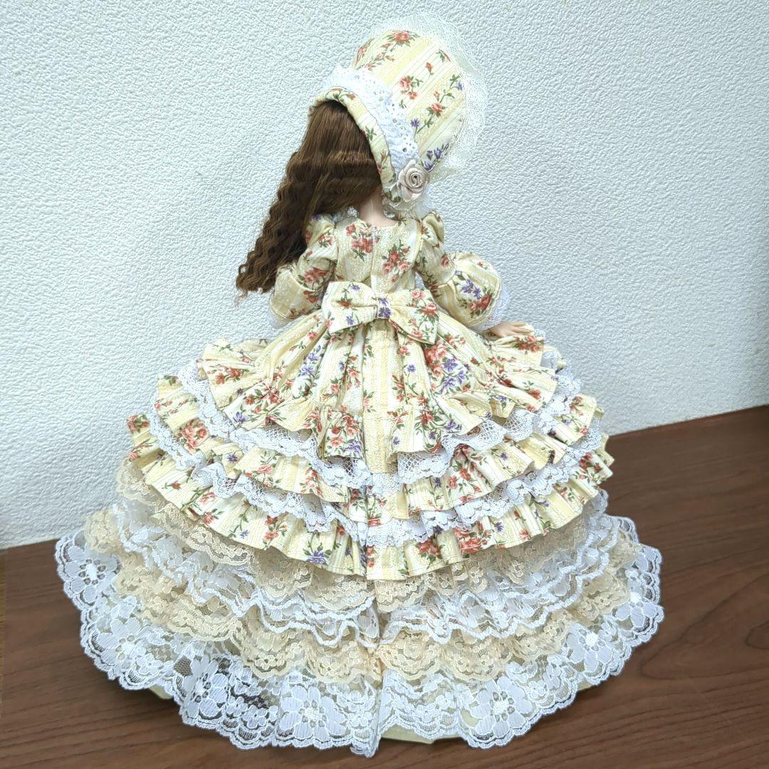 み*こ様 リカちゃんハンドメイド服　レースたっぷり♡アイボリーのドレス