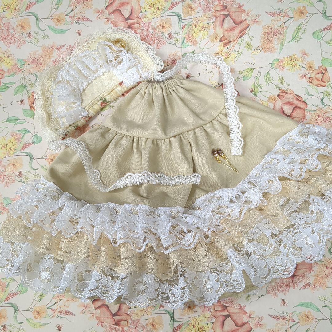 み*こ様 リカちゃんハンドメイド服　レースたっぷり♡アイボリーのドレス