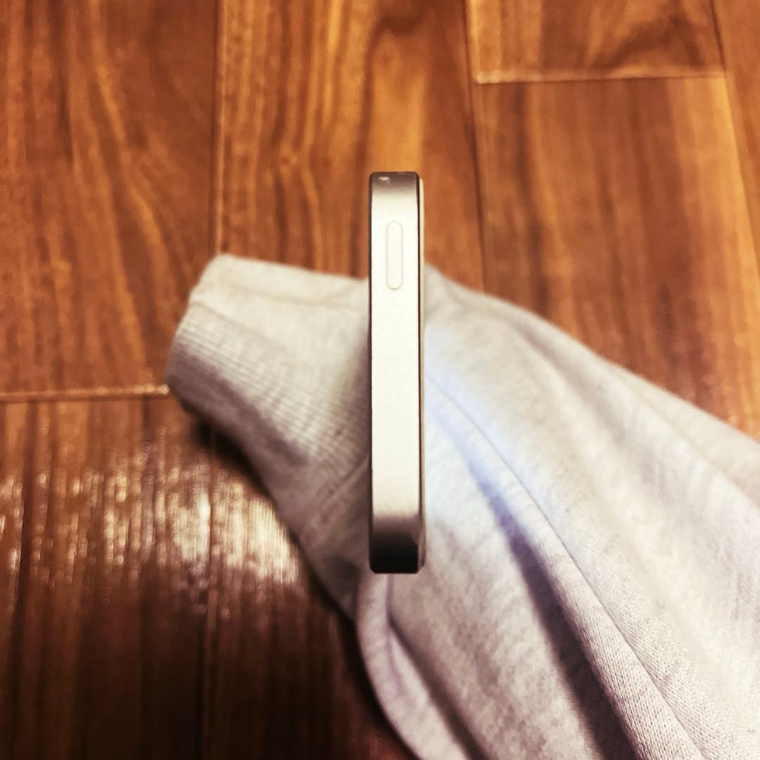 iPhoneSE 第一世代 64GB シルバー simフリー
