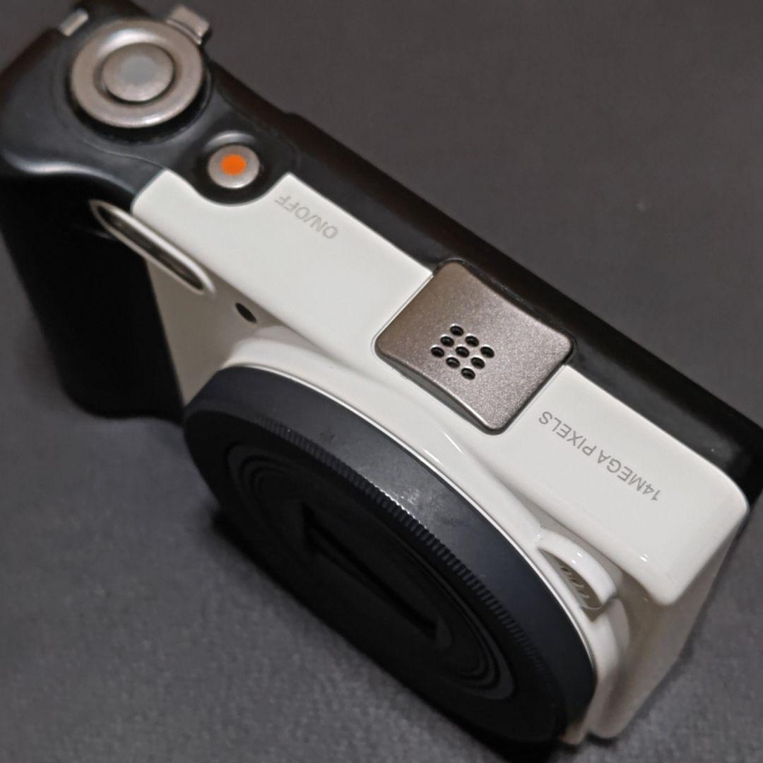PENTAX Optio RZ10 1400万画素 CCDセンサー