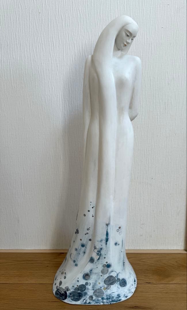 岩瀬なほみ　游　木彫布貼人形