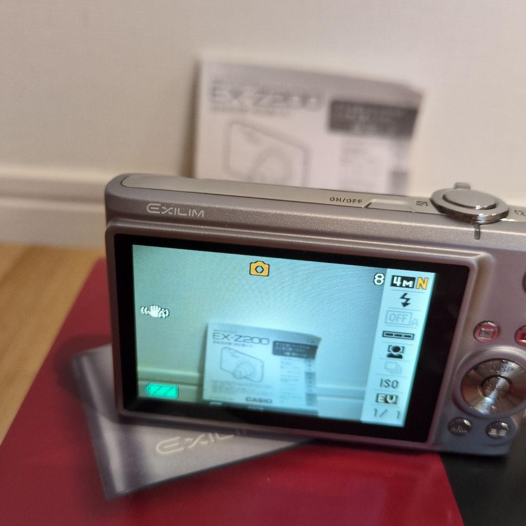 CASIO EX-Z200 デジタルカメラ