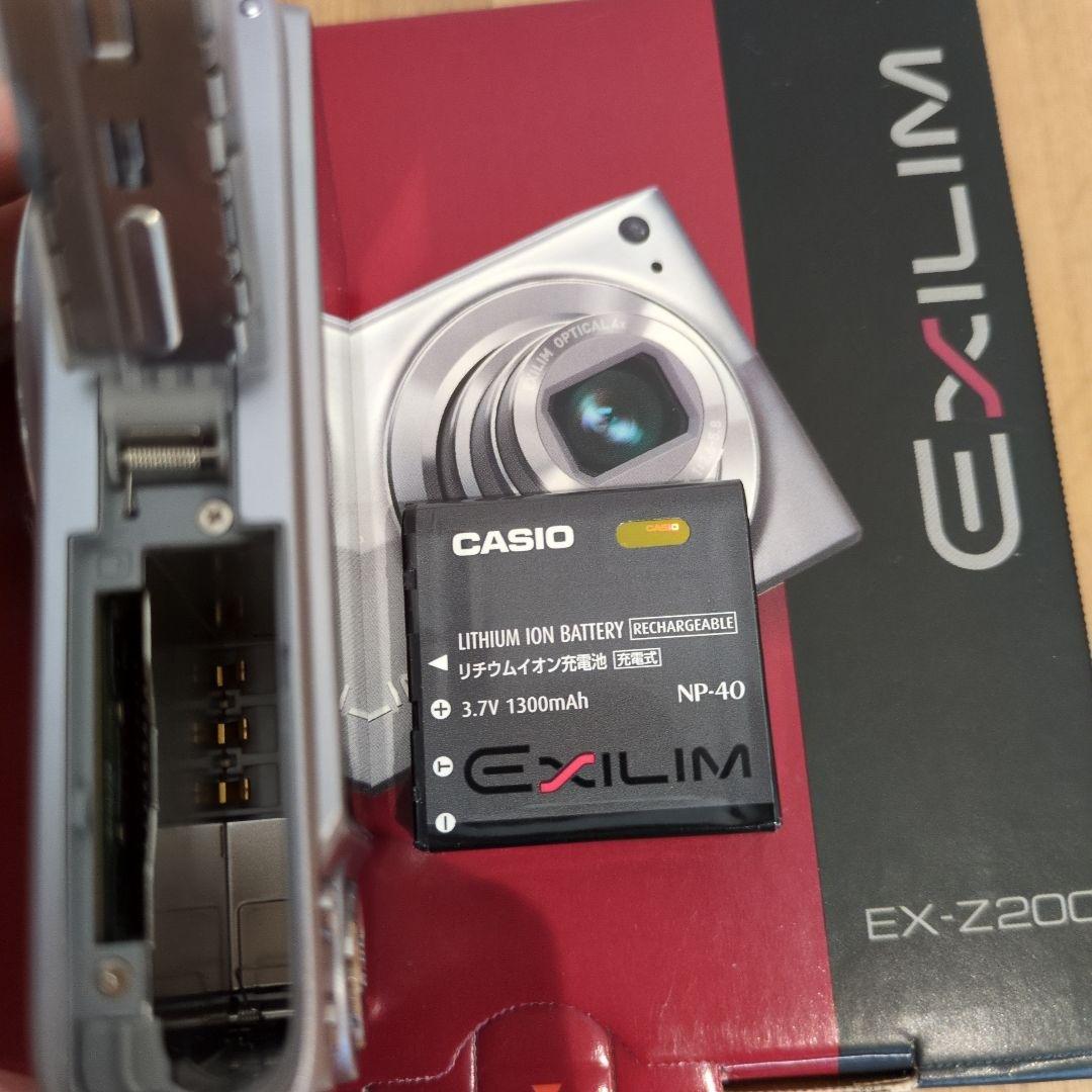 CASIO EX-Z200 デジタルカメラ